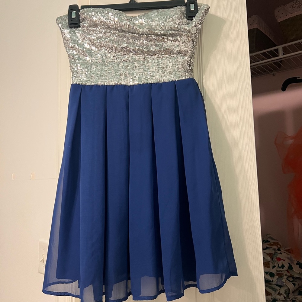 Size 1/2 sparkle dress